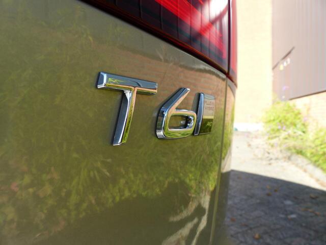 Volvo V60 2.0 T6 Plug-in hybrid AWD Plus Dark