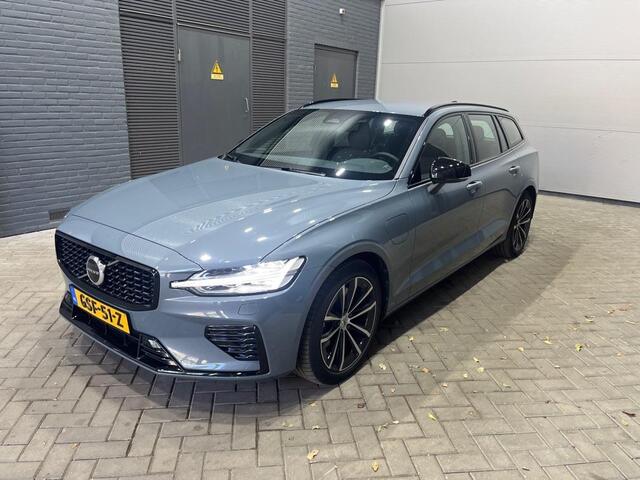 Volvo V60 T6 Plug-in hybrid Plus Dark | ACC | Keyless | Camera | Stoelverwarming | Leder