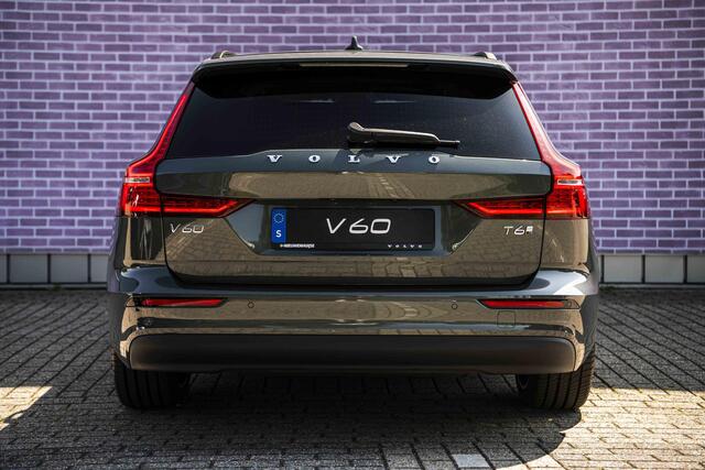 Volvo V60 2.0 T6 Plug-in hybrid AWD Essential | Climate | Driver Assist | Leder| getint glas | 19" | Forest Lake | MY 2026