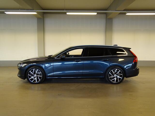 Volvo V60 2.0 T8 Twin Engine AWD Inscription | Trekhaak | Stuurverwarming