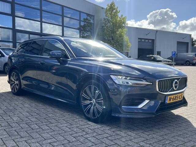 Volvo V60 2.0 T6 Recharge 340 pk AWD Inscription Trekhaak Panodak Pilot Assist ACC Tailored Wool Bekleding Exterior Styling Kit Elec. Stoelen Camera PDC Harman Kardon Contourstoelen Plug in Hybride NL Auto 1e Eigenaar
