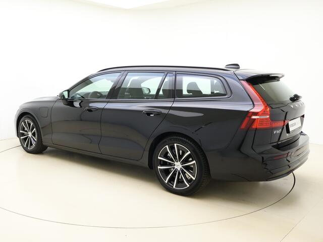 Volvo V60 T6 350pk AWD Plus Dark / Sportstoelen / 360 graden camera / Harman en Kardon audio / Trekhaak / Elektr stoelen / ACC