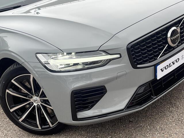 Volvo V60 T6 Plug-in hybrid AWD Plus Dark Pilot Assist | Trekhaak | H&K Audio | 360 Camera