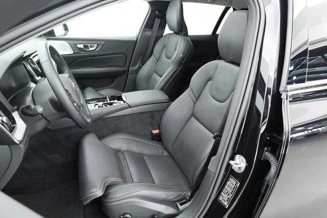 Volvo V60 T6 Recharge Ultra Dark | Pano | HUD | B&W | Stoelventi. | Massage | Memory seats | Elek. Trekhaak | 360cam