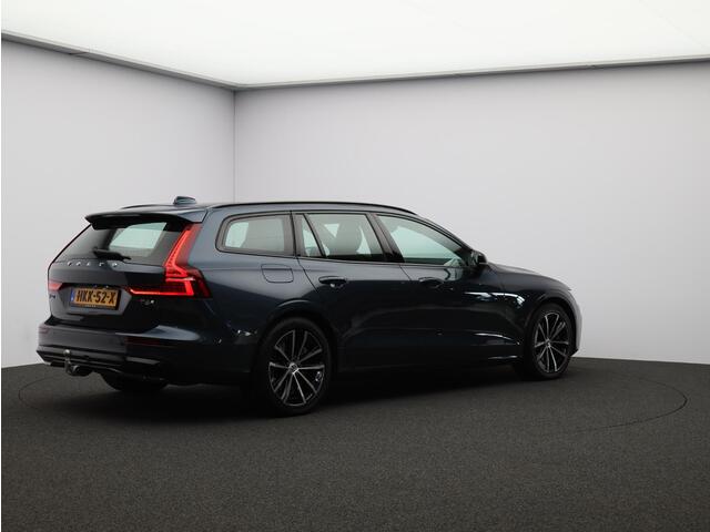 Volvo V60 2.0 T6 Plug-in hybrid AWD Plus Dark / Trekhaak / 360 Camera / Harman Kardon / Elektrische Stoelen / Stoel+Stuurverwarming / Pilot Assist / BLIS / Keyless /