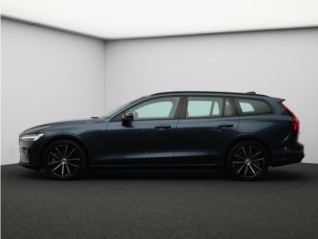 Volvo V60 2.0 T6 Plug-in hybrid AWD Plus Dark / Trekhaak / 360 Camera / Harman Kardon / Elektrische Stoelen / Stoel+Stuurverwarming / Pilot Assist / BLIS / Keyless /