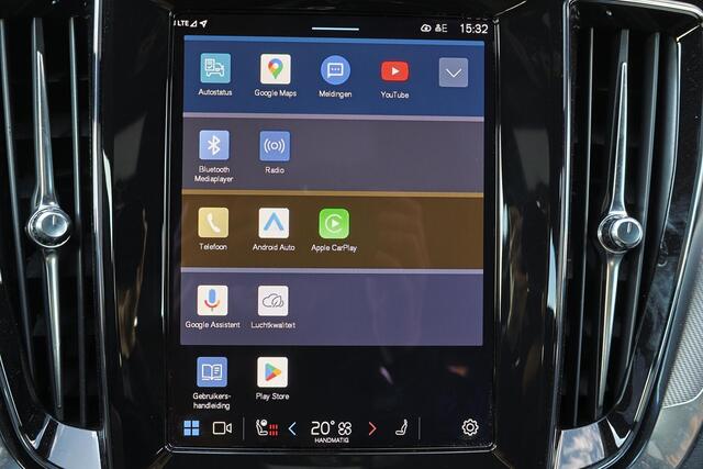 Volvo V60 T6 Recharge AWD Plus Dark - IntelliSafe Assist & Surround - 360º Camera - Harman/Kardon audio - Verwarmde voorstoelen, stuur & achterbank - Parkeersensoren voor & achter - Elektr. bedienb. voorstoelen met geheugen - Elektr. inklapbare trekhaak - 18' LMV