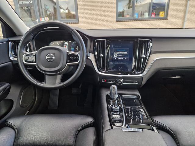 Volvo V60 2.0 T8 Twin Engine AWD Inscription Panoramadak | Blis | Cam