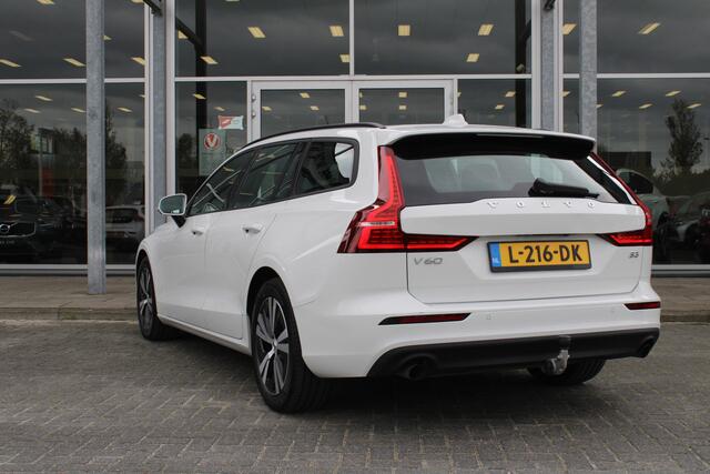Volvo V60 B3 Automaat Momentum Advantage | Trekhaak | Camera | AppleCarplay | Cruise control | Parkeersensoren V+A