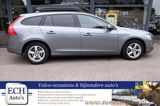 Volvo V60 D3 150 pk Aut. Dealer onderhouden, Elektr. stoel, Trekhaak, Stoelverwarming