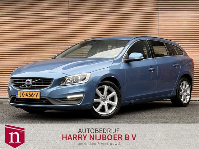 Volvo V60 1.5 T2 Momentum Leer / Memory Stoel / Xenon / Trekhaak / Lm Velgen