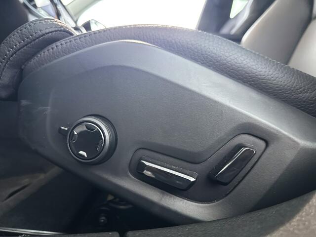 Volvo V60 T6 Aut. Plug-in hybrid AWD Ultra Dark | Panoramadak | Harman Kardon | Head- up display | Parkeercamera | Trekhaak