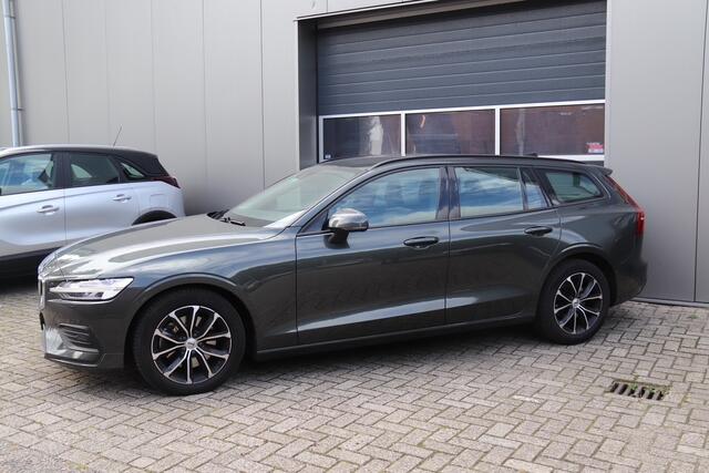 Volvo V60 2.0 B3 Momentum Advantage, Stoel & Stuurverwarming, Navi, Camera