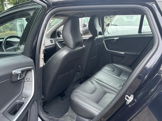 Volvo V60 2.0 T5 245pk Aut8 Xenon Navi PDC V+A Leder