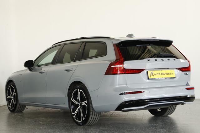 Volvo V60 2.0 T8 Plug-in hybrid AWD Plus Dark / Opendak / LED / H&K / Pilot assist / Leder