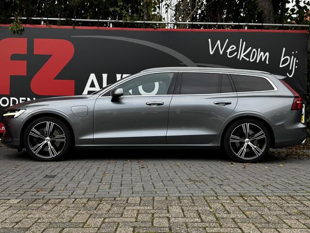 Volvo V60 2.0 T6 Twin Engine AWD Inscription PHEV - Schuifdak - Lederen bekleding - Massage stoelen - Wegklapbare trekhaak