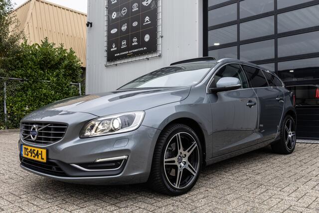 Volvo V60 2.0 T4 190PK Summum ?1JaarBOVAG?NAV?Leer?Schuifdak?Trekhaak