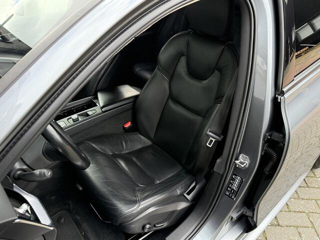 Volvo V60 2.0 B3 Momentum Advantage | R-Design | Elek. Trekhaak | Camera | Dealer onderhouden