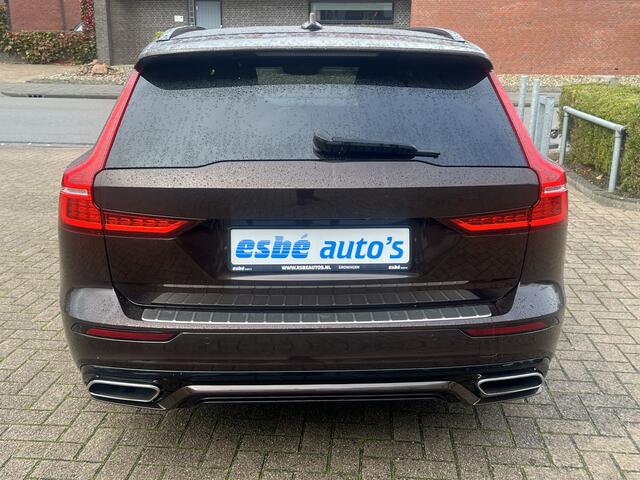 Volvo V60 2.0 T6 Recharge 340 pk AWD R-Design Navigatie Standkachel Camera Carplay Stoelverwarming V + A Led koplampen Blis Pilot Assist Dab BTW Maple Brown Metallic Uniek