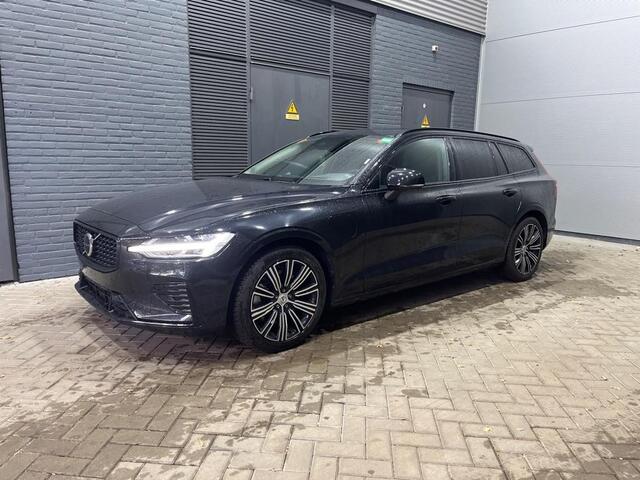 Volvo V60 T6 Plug-in hybrid Ultra Dark | Bowers&Wilkins | Head-Up | Panoramadak | Trekhaak | 360° Camera | ACC