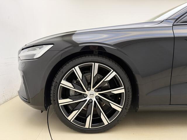 Volvo V60 B4 211pk Ultimate Dark / 20'' / Black Pack / Getint glas / Panoramadak / Head-Up / Lederen dashboard / Elektr. Stoelen / ACC / BLIS / Harman&Kardon / Keyless /