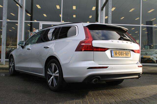 Volvo V60 B3 Automaat Momentum Business | El. Trekhaak | Camera | Adapt. Cruise | PDC V+A | Privacy glass