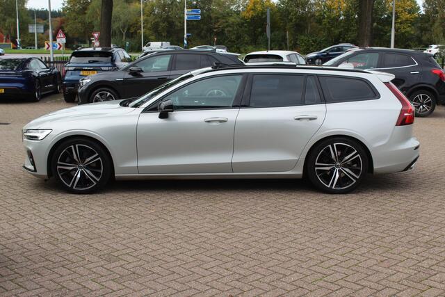 Volvo V60 2.0 B4 R-Design / Trekhaak / Panoramadak / 360Camera / Head-up / Luxe Leder / 19'' / Harman Kardon / Keyless / CarPlay / Stuur+Stoelverwarming / DAB / ACC