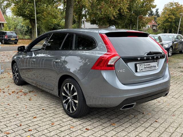 Volvo V60 2.0 T4 Polar+ Dynamic Leder Xenon