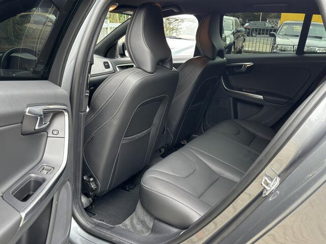 Volvo V60 2.0 T4 Polar+ Dynamic Leder Xenon