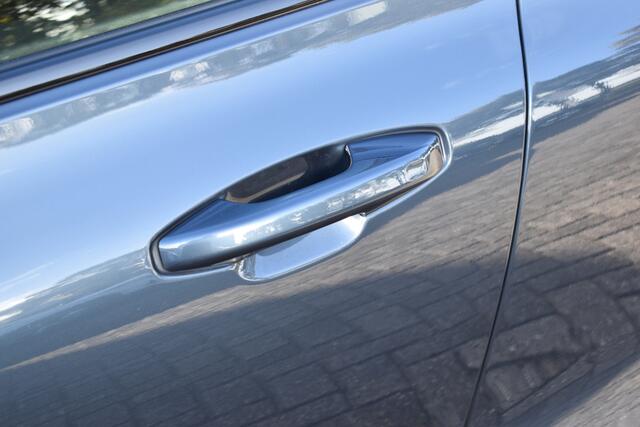 Volvo V60 T6 350PK Plug-in hybrid AWD Plus Dark | 360 Camera | H&K | Blis | ACC | Stoelverwarming | Leder