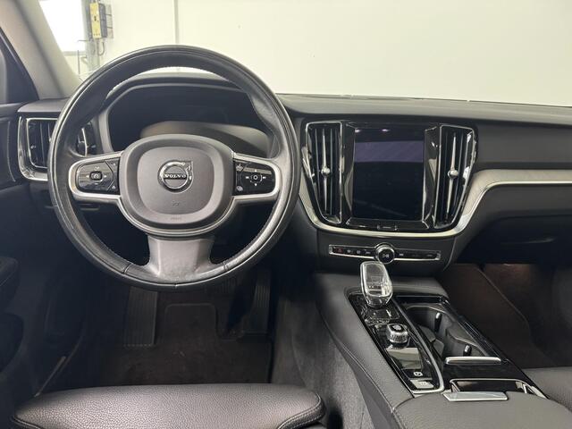 Volvo V60 2.0 T6 Recharge AWD Inscription | Harman/Kardon | Park Assist Pack | Apple Carplay/Android Auto | Elektrisch bedienbaar glazen schuif-/kanteldak