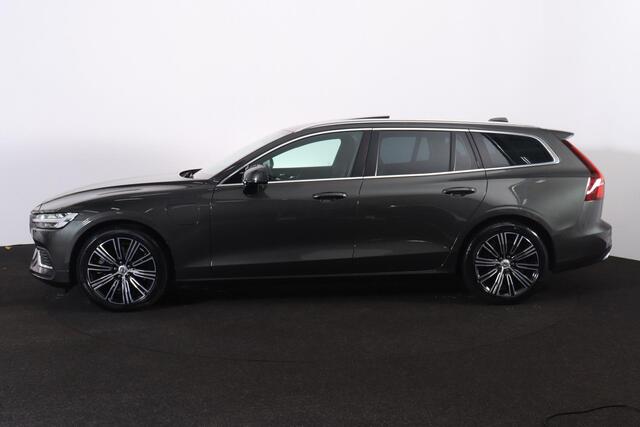 Volvo V60 T8 Recharge AWD Inscription - Panorama/schuifdak - IntelliSafe Assist & Surround - 360º Camera - Verwarmde voorstoelen - Parkeersensoren achter - Head up display - Draadloze tel. lader - Extra getint glas - 18' LMV