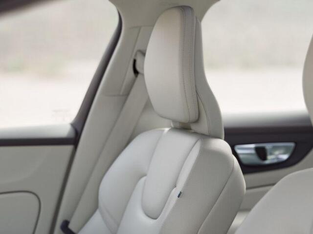 Volvo V60 T8 Plug-in hybrid Plus Performance Edition | 455 pk | Polestar Engineered Tuning | Blond Leder | Harman/Kardon | Memoryseats | Nu te bestellen! |