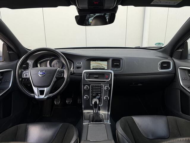 Volvo V60 2.0 T4 R-Design | Adaptive | BLIS | Trekhaak | Volledig onderhouden