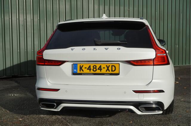 Volvo V60 2.0 B3 R-Design Automaat + Panoramadak/ 19inch/ LED/ Leer/ 360 camera/ Head-Up display/ Schitterend/ Garantie!