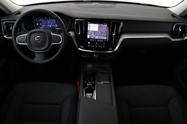 Volvo V60 B4 (M-HYBRID) ESSENTIAL BLACK EDITON -CAMERA|CLIMATE|19"|CARPLAY|PRIVACY.GLAS