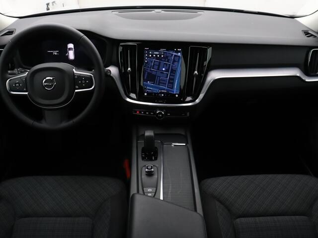Volvo V60 2.0 B3 Essential Edition | 18 inch wielen | Trekhaak | driver a