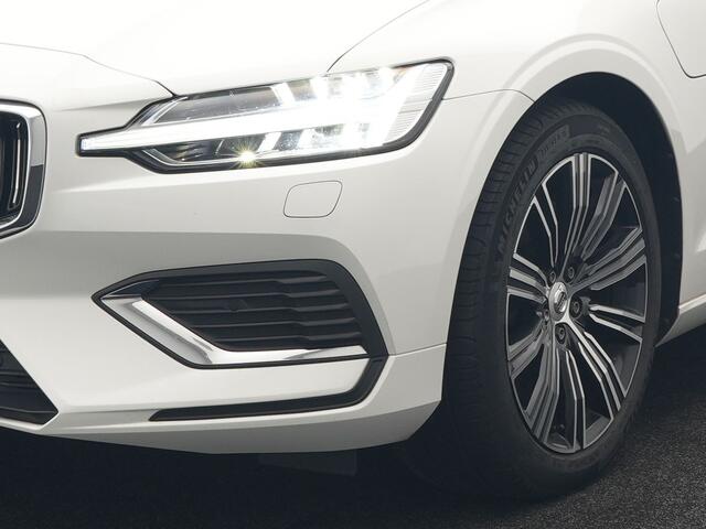 Volvo V60 T6 Recharge AWD Inscription Plug In Hybrid 340pk Dealer O.H PHEV | Trekhaak Af Fabriek | Panodak | Head Up | 360 Camera | Adaptive Cruise | Lederen Sporstoelen Memory & Verwarmd | Harman & Kardon | Blis | Keyless | Apple Carplay | Stuur Verwarmd |