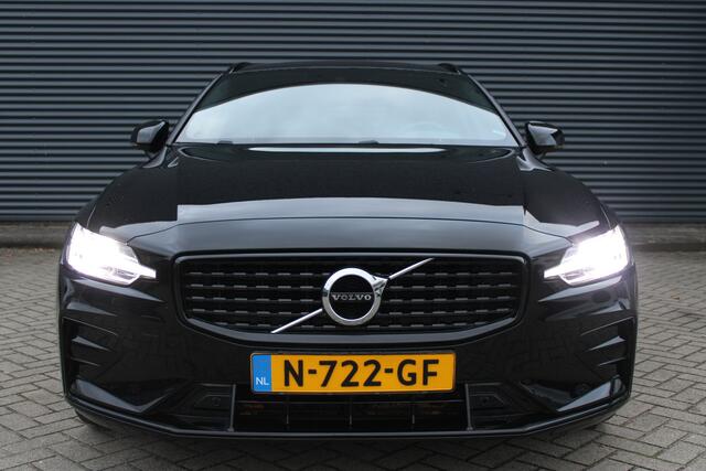 Volvo V60 2.0 B4 R-Design Navigatie Half-Leer 20 inch Full-LED