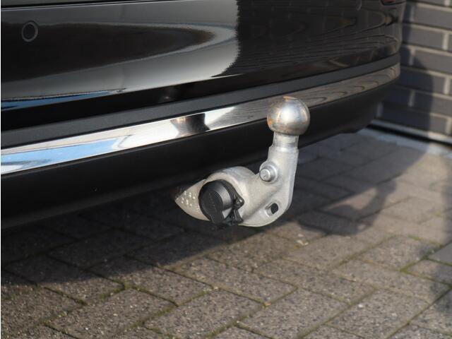 Volvo V60 2.0 T8 Plug-in hybrid AWD Ultimate Bright