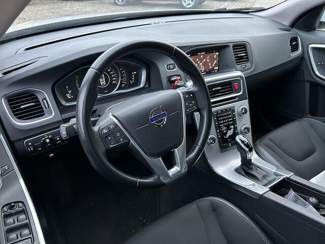 Volvo V60 1.5 T3 Polar+ | Nieuw Binnen! | Automaat | Stoelverwarming | Navi