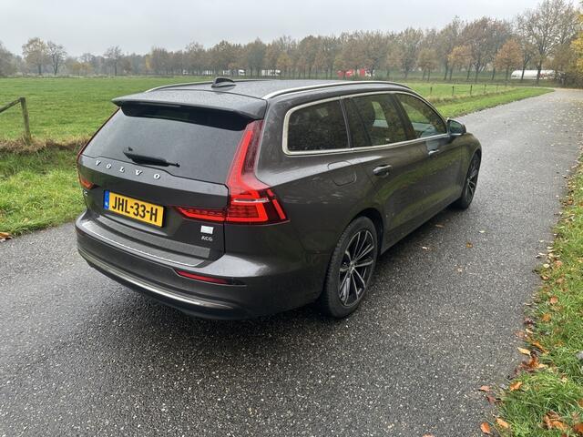 Volvo V60 2.0 T6 AWD + Bright