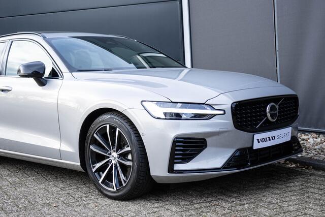 Volvo V60 T6 Plug-in hybrid AWD Plus Dark | Verwarmbare Voorstoelen (met geheugen) | Stuurwiel en Achterbank | Semi-Elektrische Trekhaak | Verwarmbare Voorruit | Premium Audio by Harman Kardon | 360-Camera