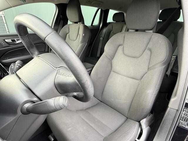 Volvo V60 BWJ 2021 2.0 B4 200 PK Momentum Advantage AUTOMAAT | CRUISE | CLIMA | PDC | CARPLAY