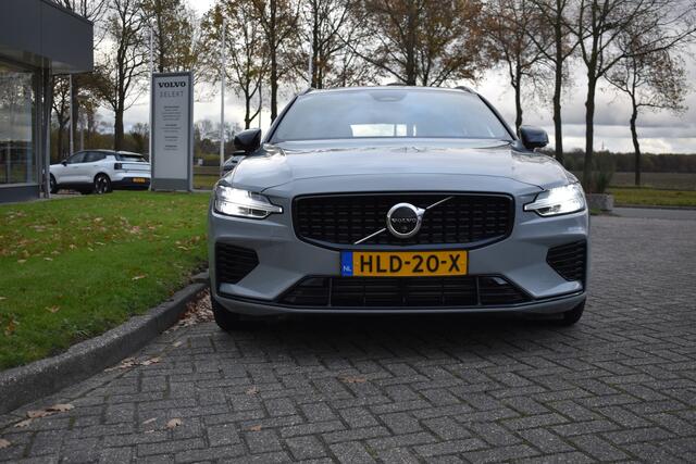 Volvo V60 T6 350PK Plug-in hybrid AWD Plus Dark Trekhaak | H&K | Contour stoelen | 360 Camera | 19"LMV
