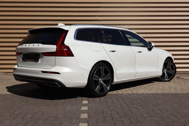 Volvo V60 T6 Recharge AWD Inscription | Wool blend bekleding | Trekhaak elktr. | Pilot assist