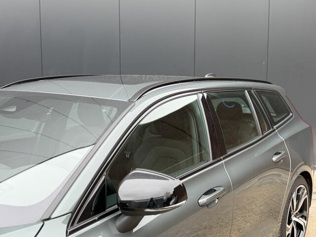 Volvo V60 2.0 T6 Plug-in hybrid AWD Plus Dark Premium | Climate | 19'' Wielen