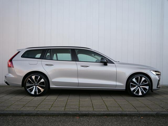 Volvo V60 2.0 B3 164pk Plus Dark Automaat Trekhaak / Camera / Adaptive cruise / Stoelverwarming