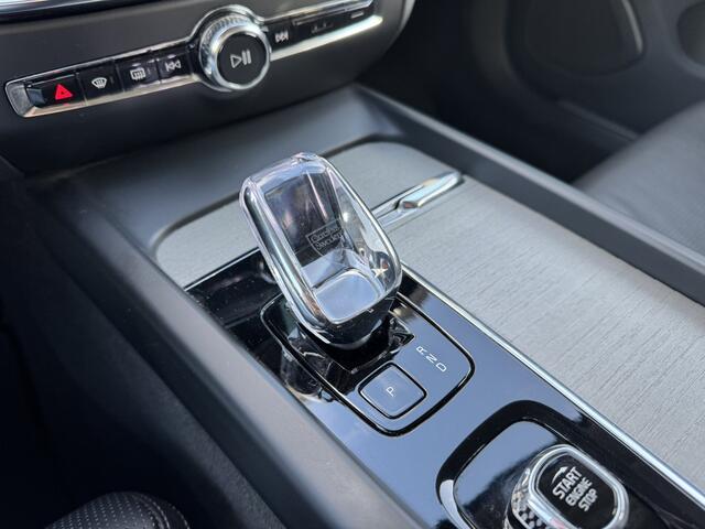 Volvo V60 2.0 B4 Plus Dark*NEW MODEL*Camera*ACC*AHK*EXPORT/EX.BPM*