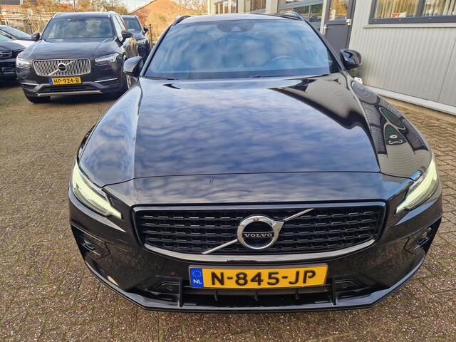 Volvo V60 2.0 B3 R-Design Panoramadak | B&W | NL Auto!